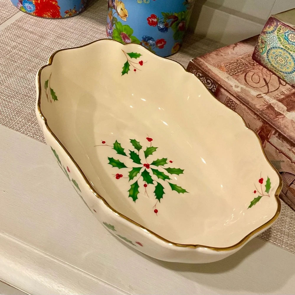 Lenox Cream Bowl with Holly Accents - Picture 6 of 8